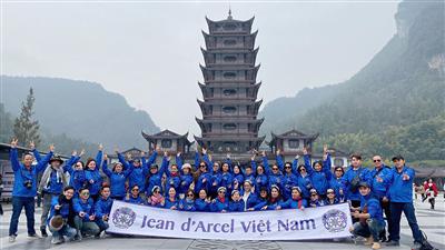 Du lịch đại lý